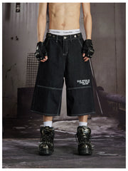NOMANIAI Distinctive Multi-Pocket Adjustable Printed Cropped Jeans.