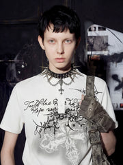 NOMANIAI Short-sleeved T-shirt with cross print.