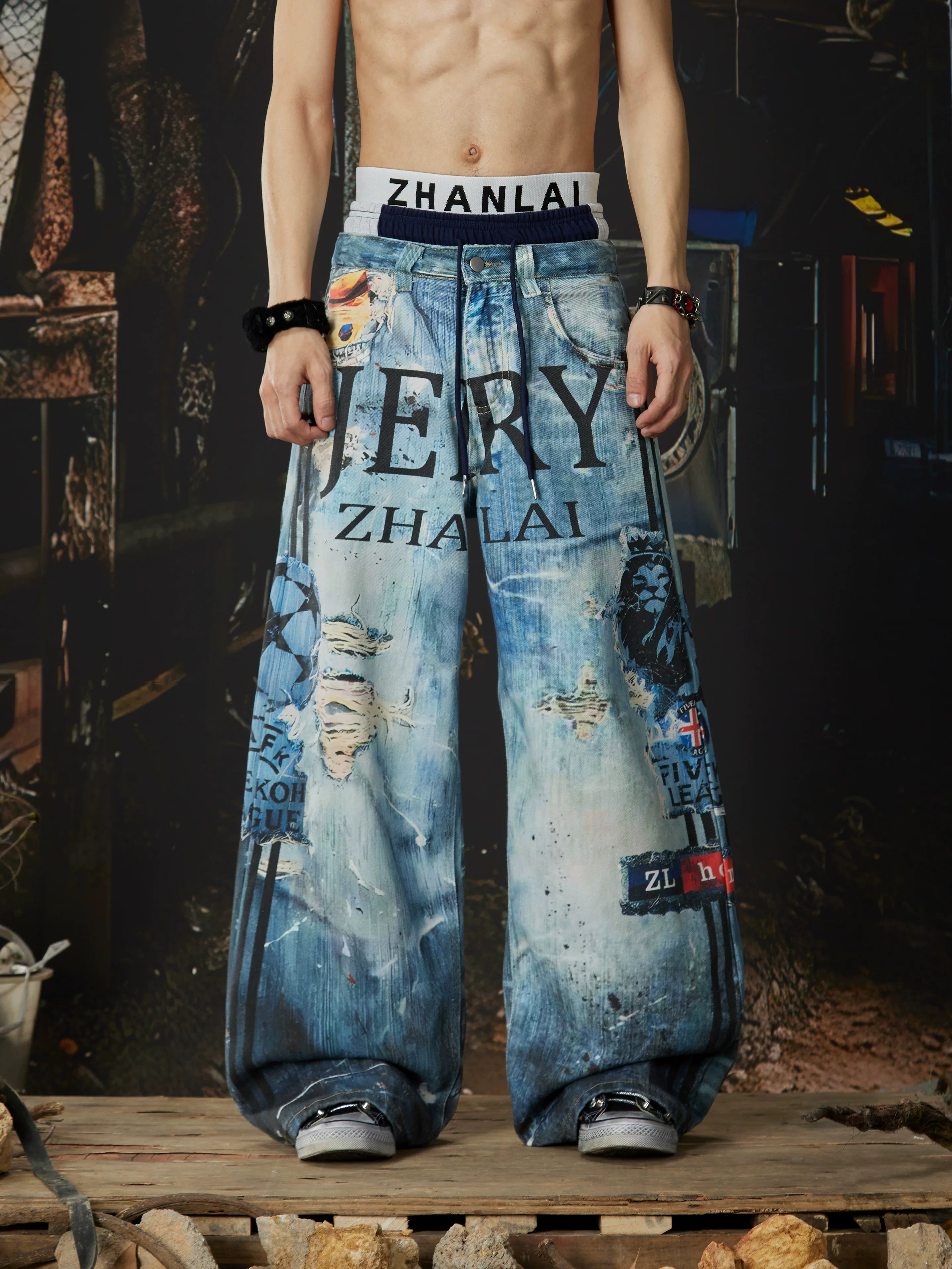 NOMANIAI Loose-fit streetwear-style athletic pants with 3D print.