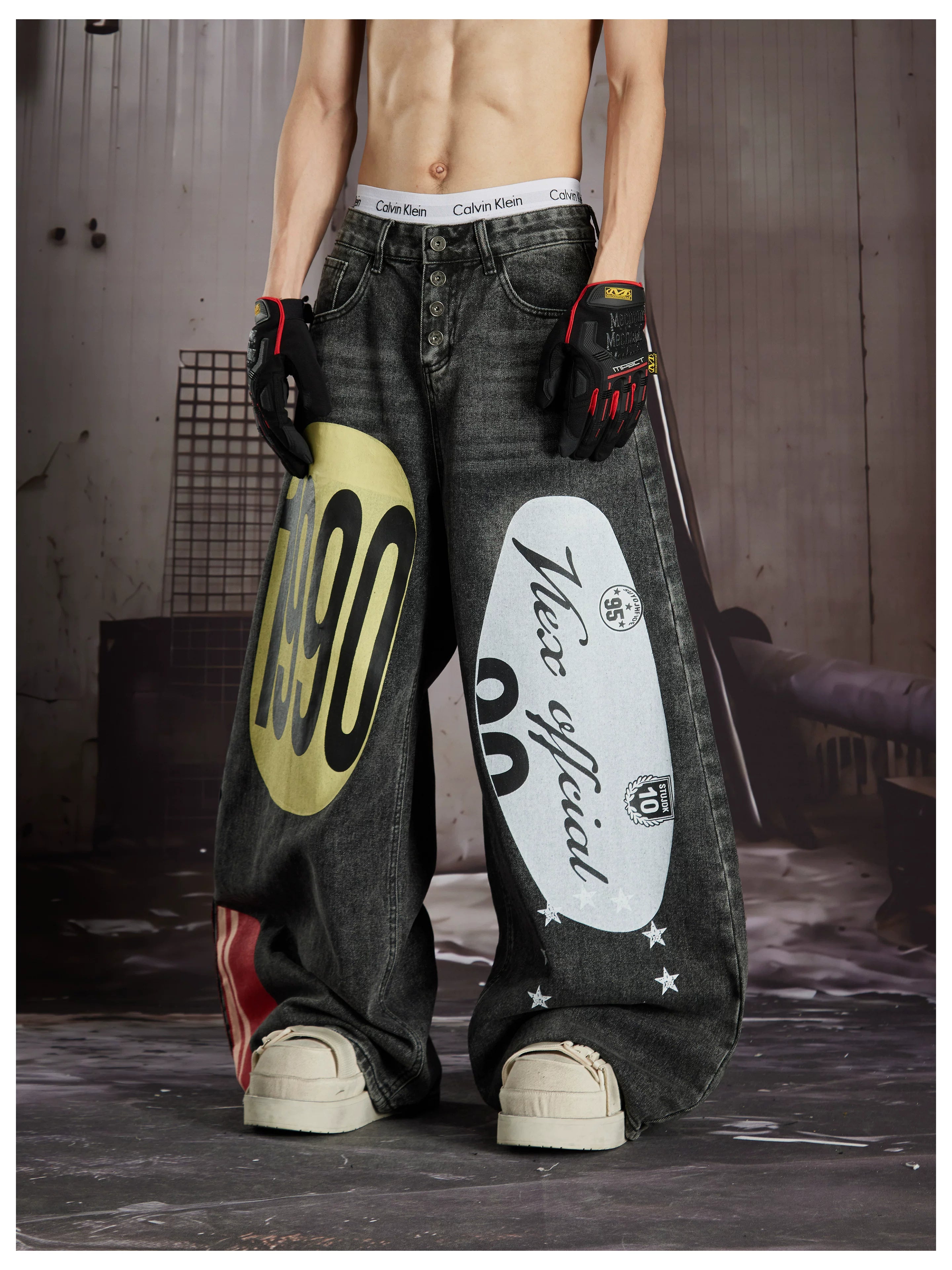 NOMANIAI  Trendy Street-Style Retro Loose-Fit Wide-Leg Curved-Cut Jeans.