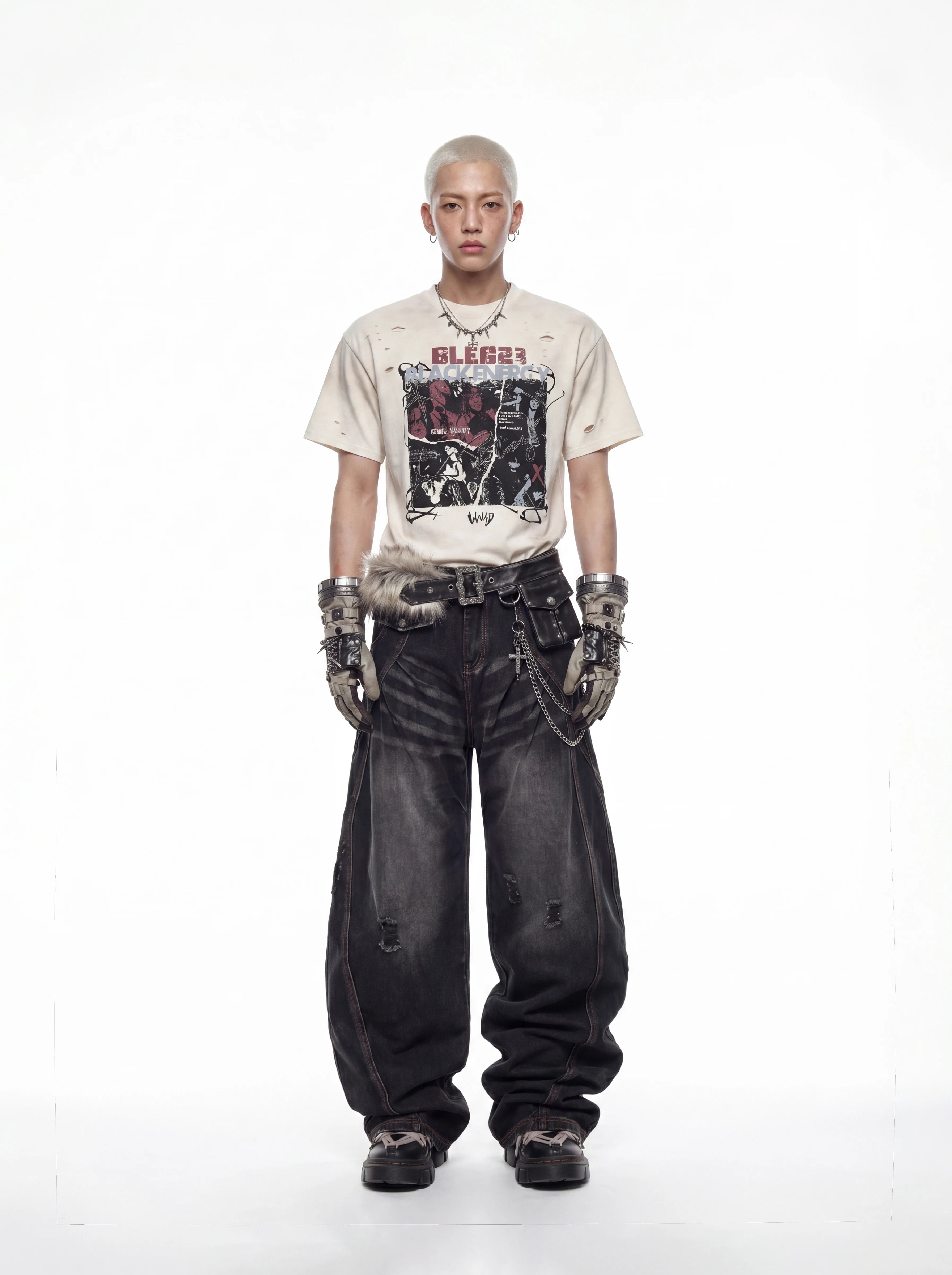 NOMANIAI Distressed Short-Sleeve T-Shirt with Rips and Vintage-Style Print.