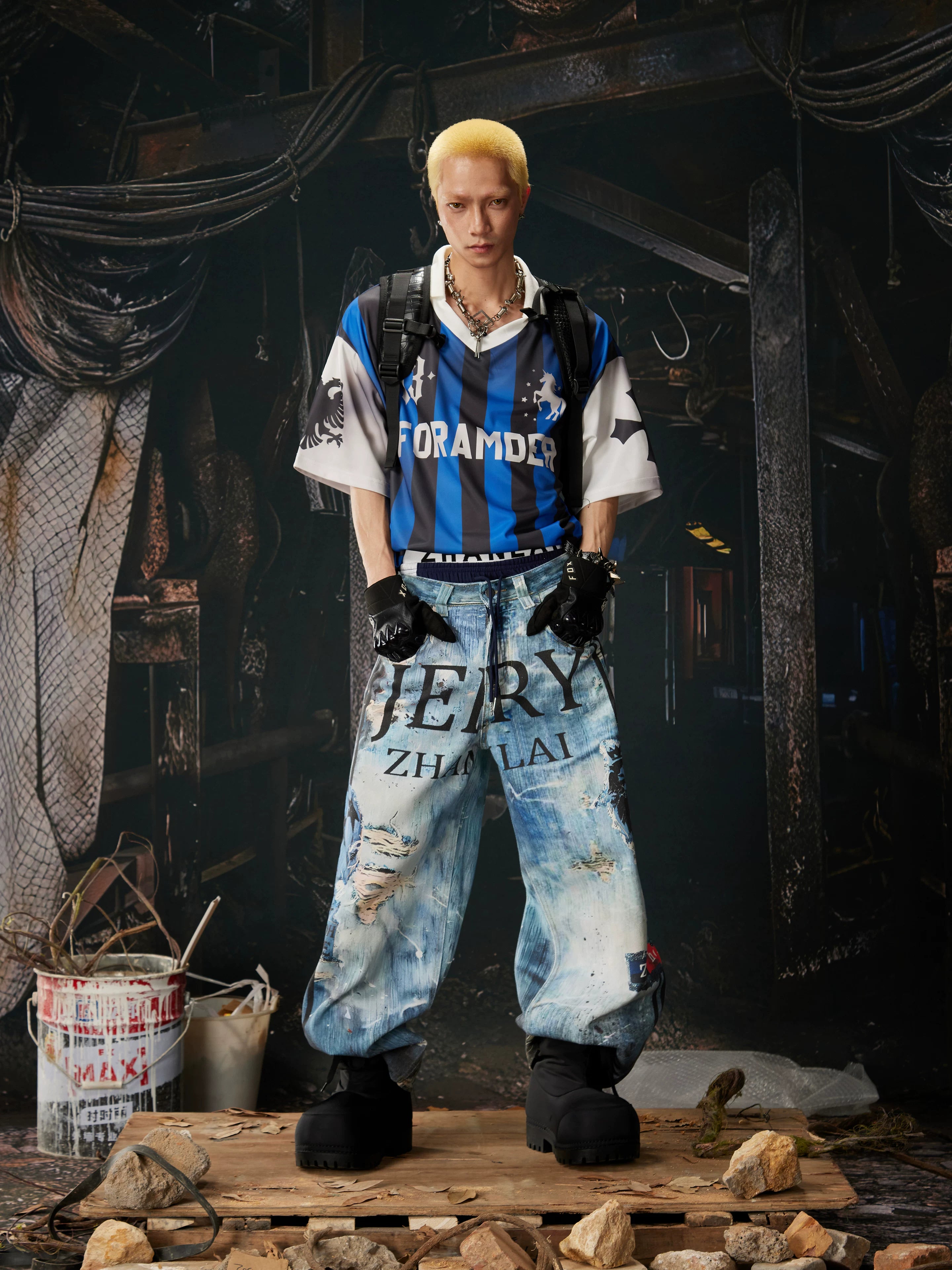 NOMANIAI Loose-fit streetwear-style athletic pants with 3D print.