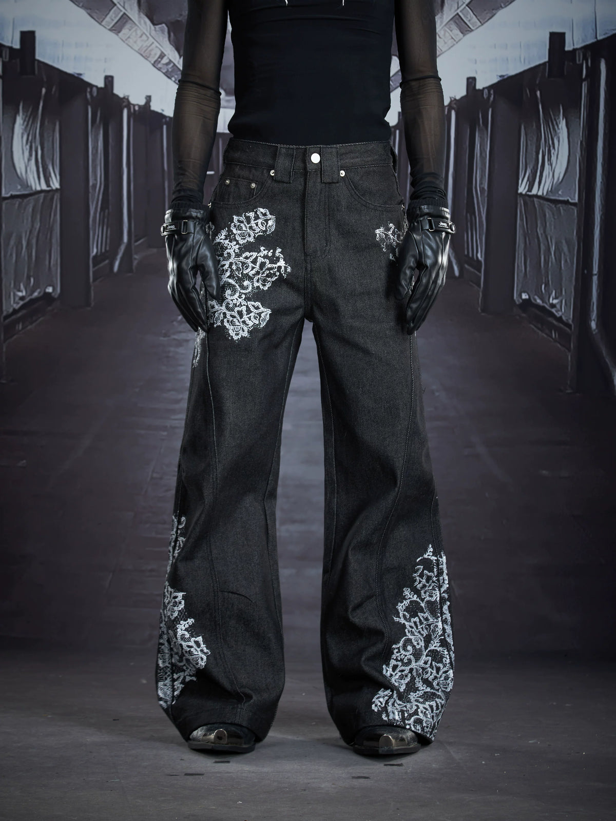 NOMANIAI Stylish Street-Style Casual Printed Kick-Flare Jeans.