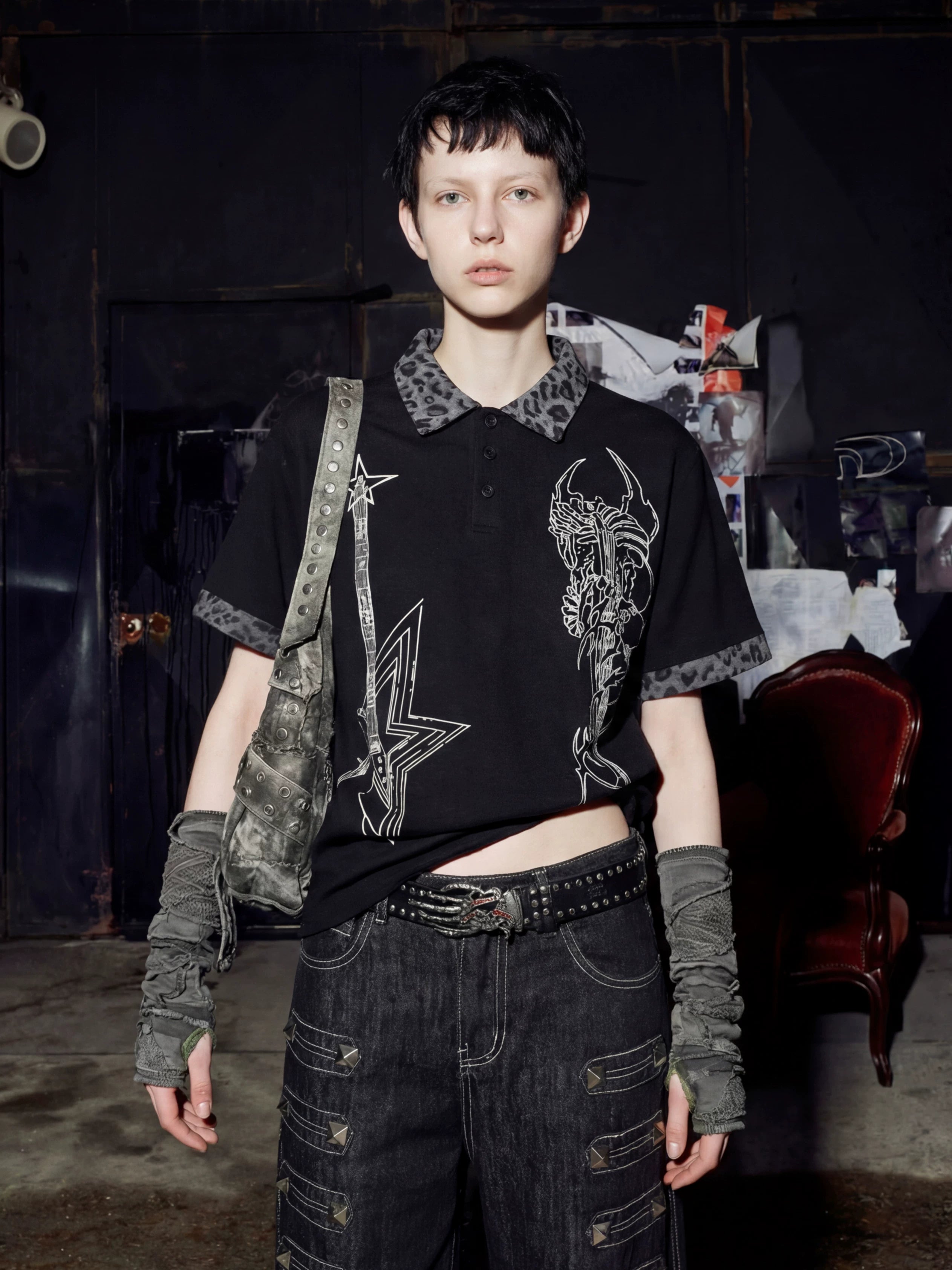 NOMANIAI Oversized Leopard-Print Polo Shirt with Punk Guitar Graphic.