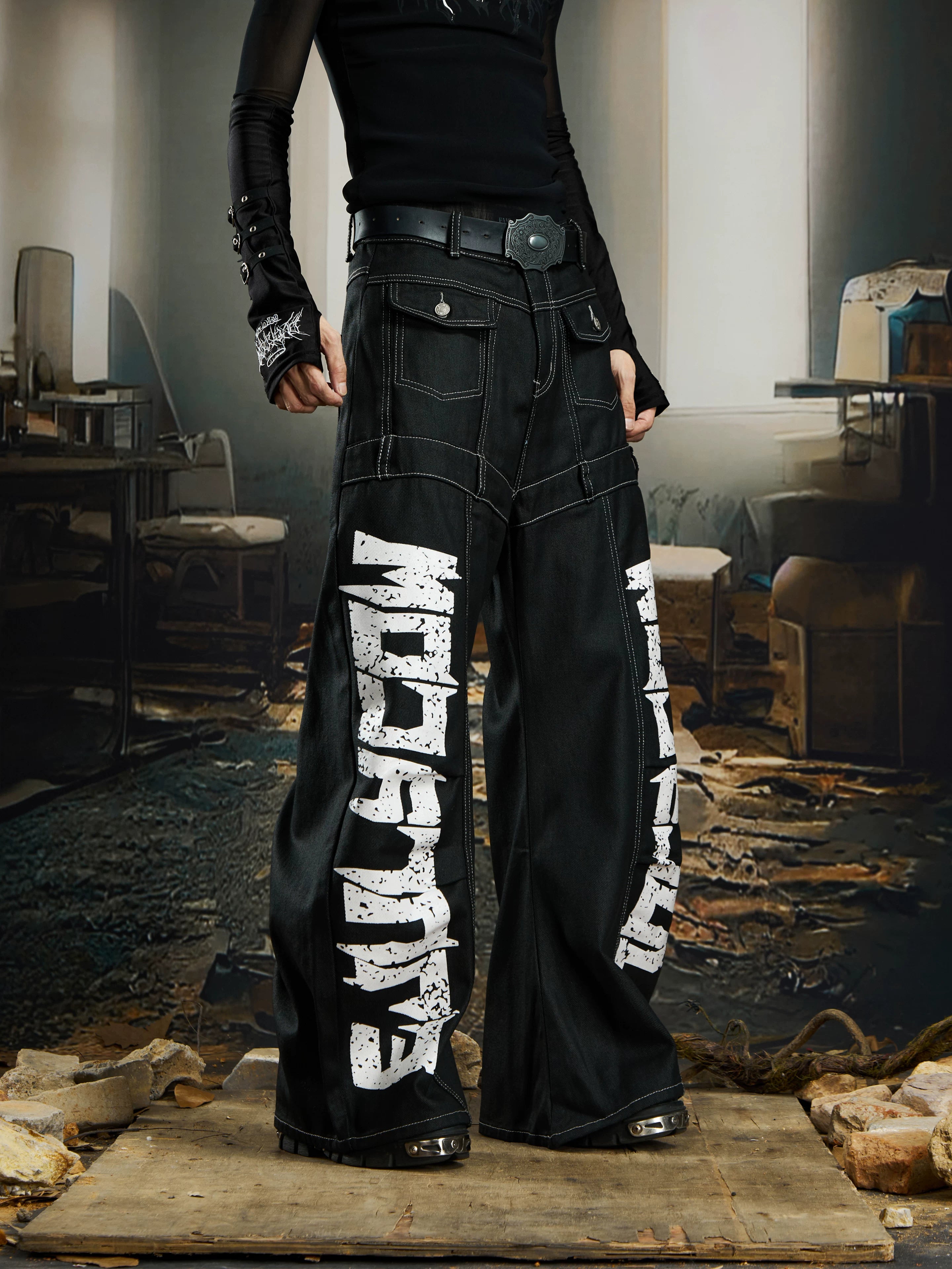 NOMANIAI Coated Loose-Fit Jeans with Large Letter Print.