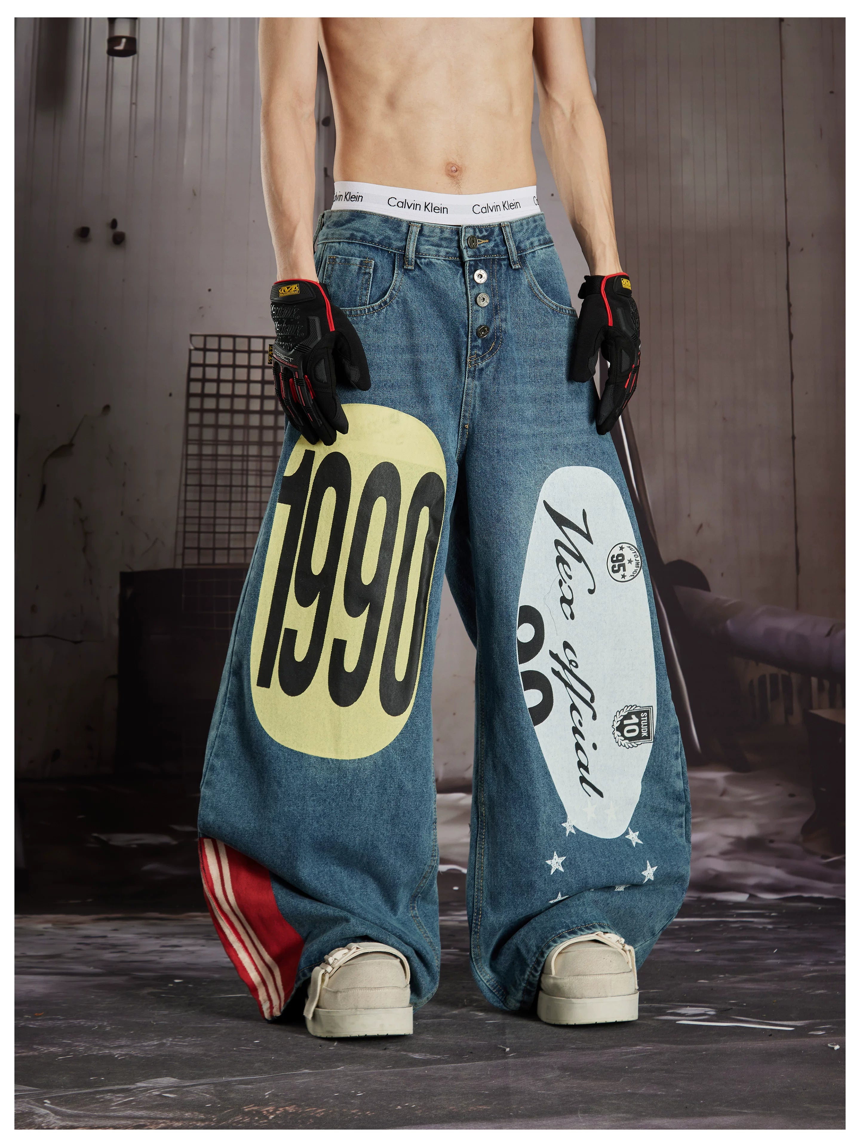 NOMANIAI  Trendy Street-Style Retro Loose-Fit Wide-Leg Curved-Cut Jeans.
