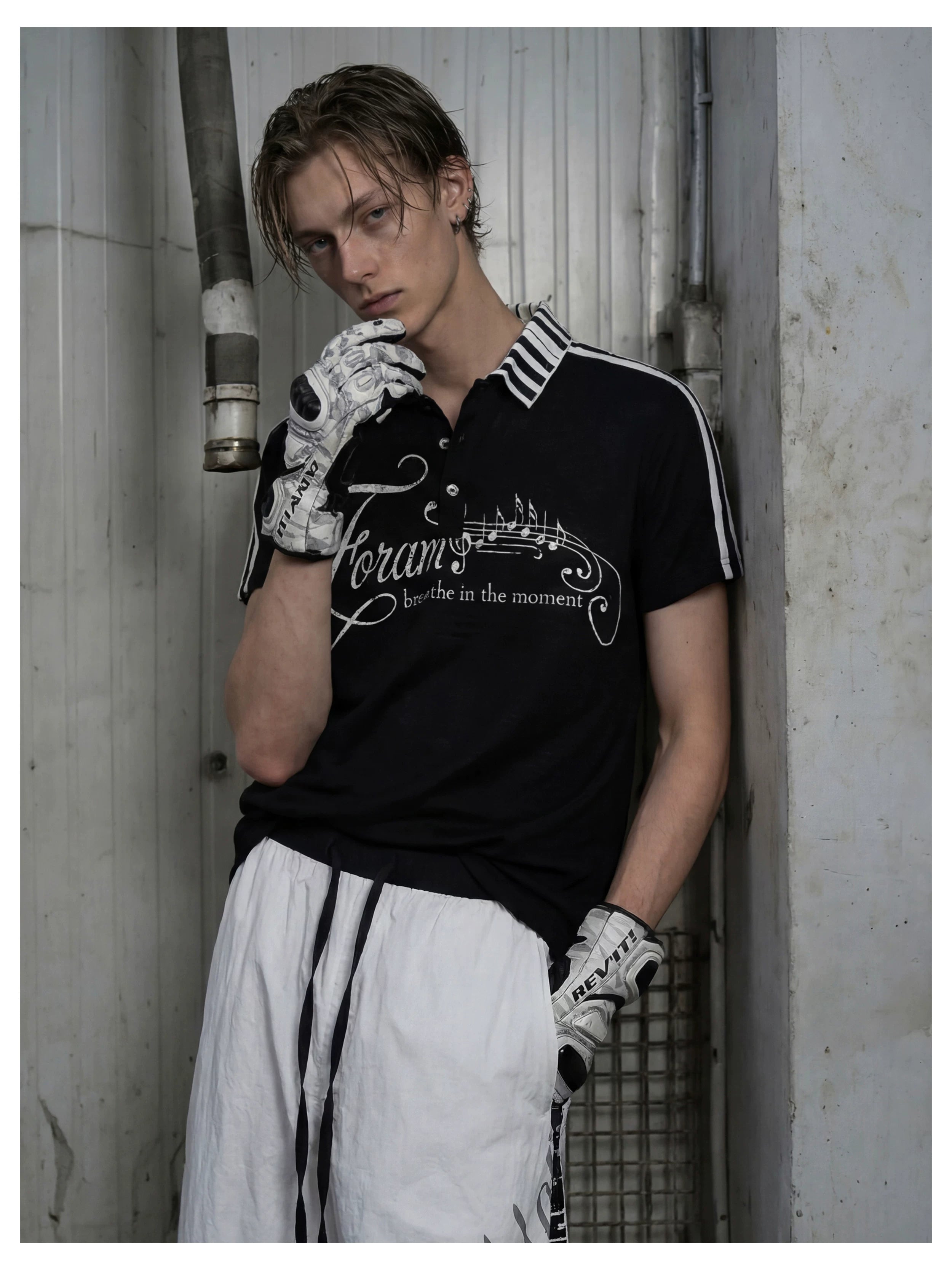 NOMANIAI Y2K Pure Cotton Polo Shirt with Piano Key and Musical Note Print and Collar.