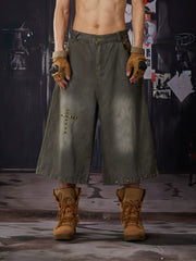 NOMANIAI Vintage-style, distressed, loose-fit cropped jeans in an antique bronze wash.