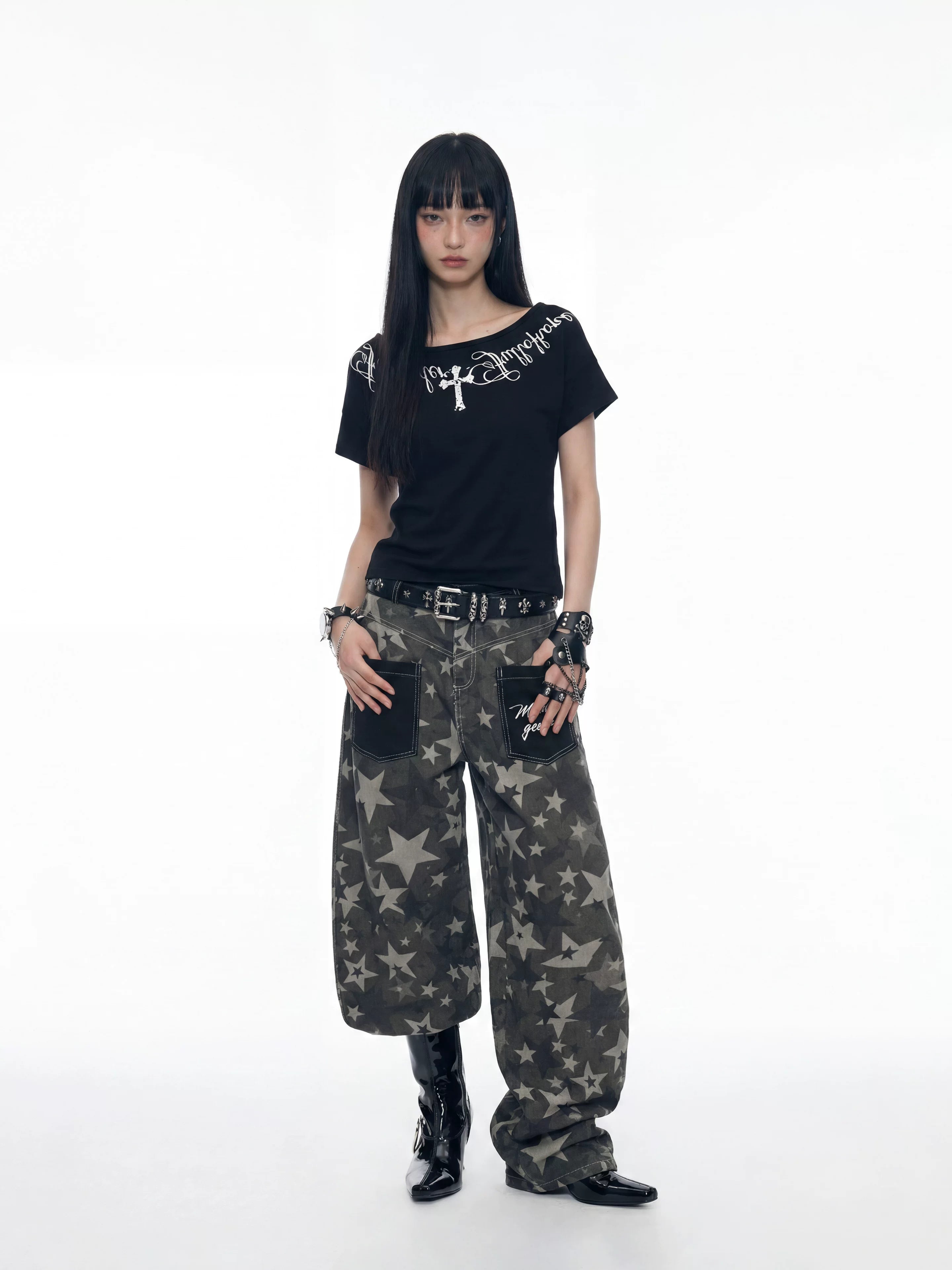 NOMANIAI Women's Printed Slim-Fit Short-Sleeve T-Shirt.
