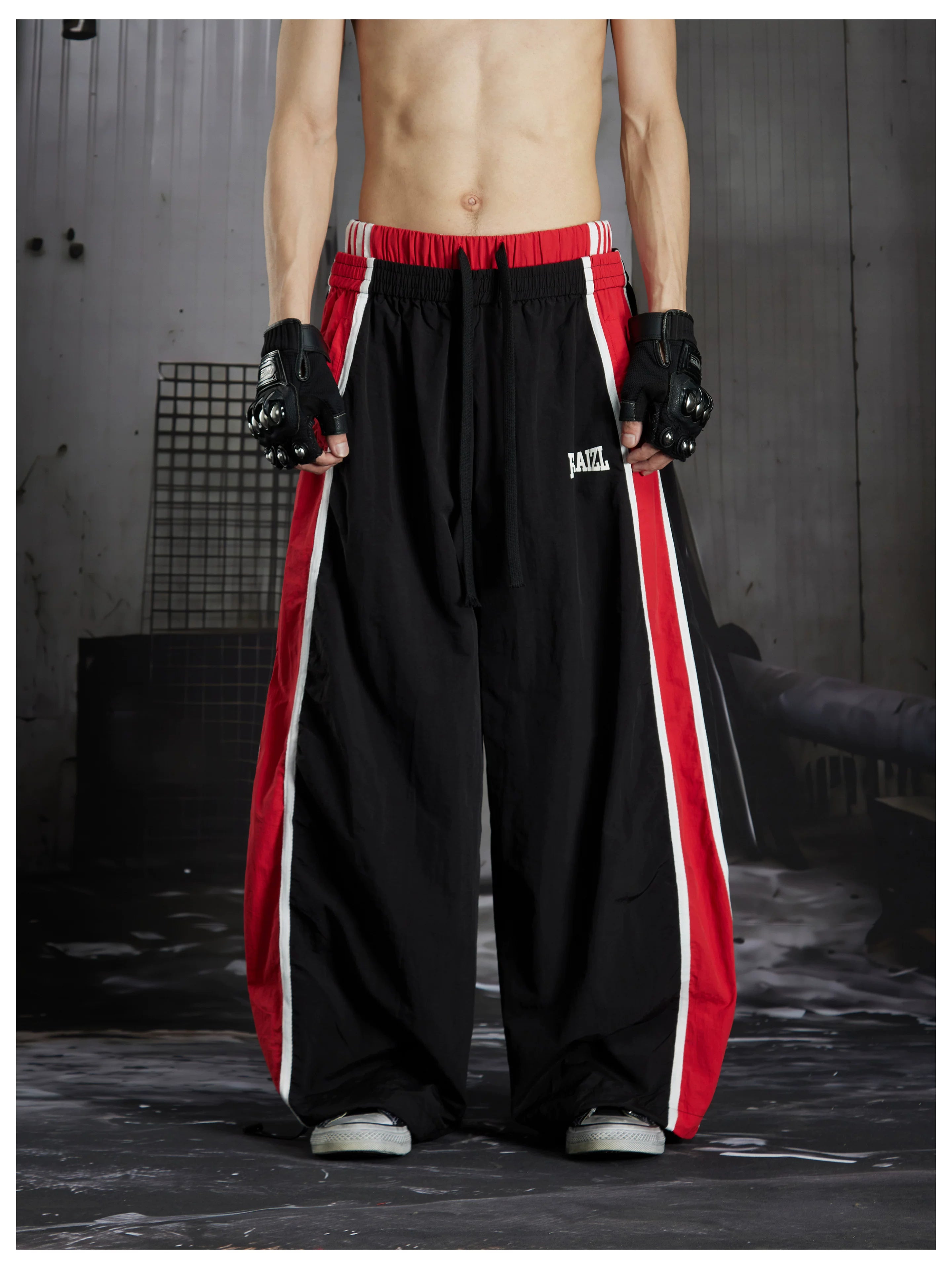 NOMANIAI Street-style lightweight quick-dry casual pants with a double-waistband design.