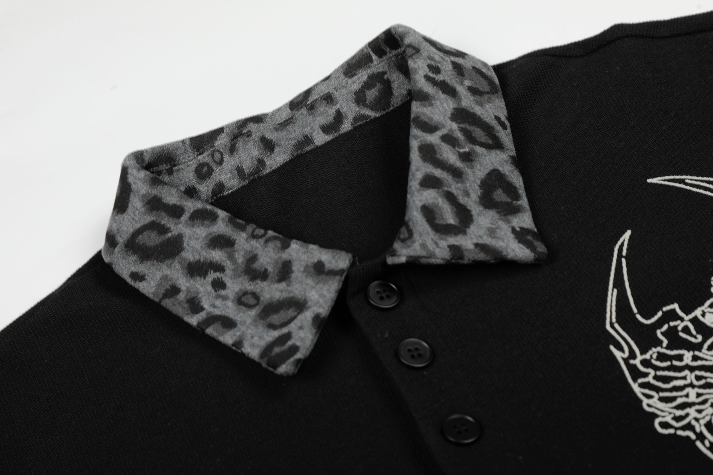 Omirad “Leopard Collar Graphic Polo Tee”